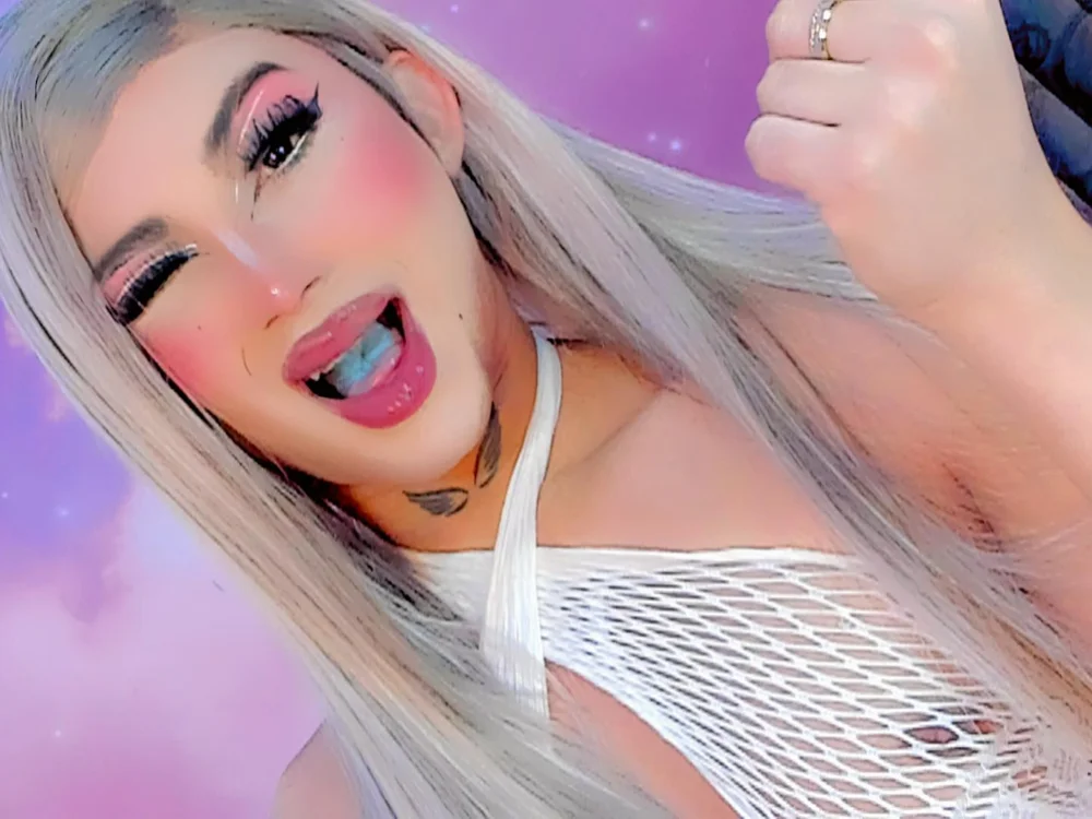 XXX chat uživo modela Lexxy_Mattell