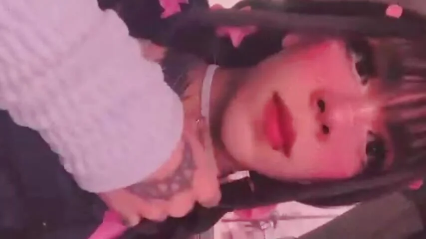 แชท XXX ออฟไลน์ของ Gabii-Princees