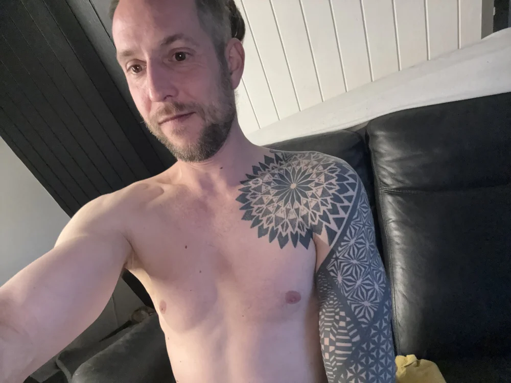 vedett008's Offline XXX Chat