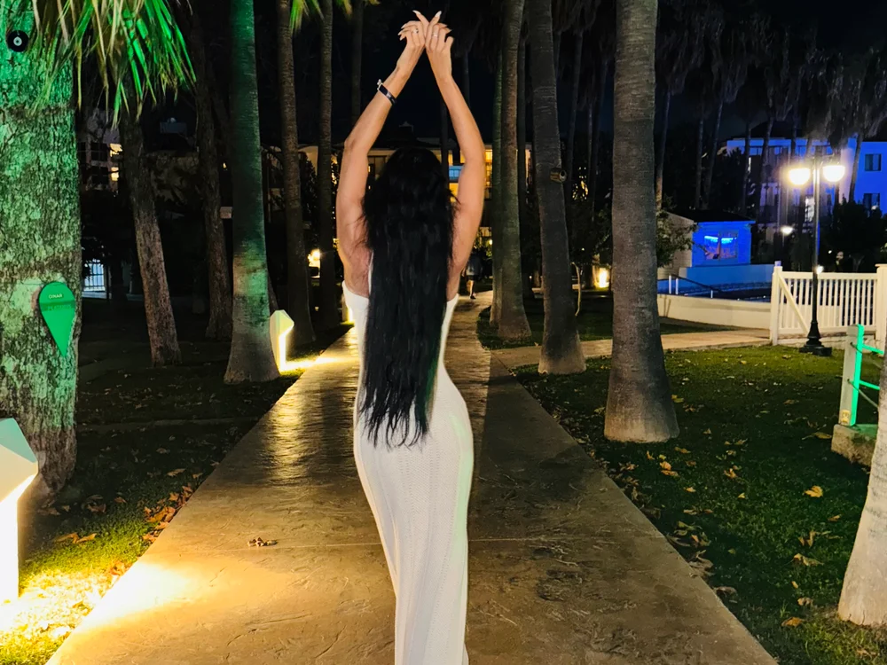 Arina_Bloom offline XXX-chat