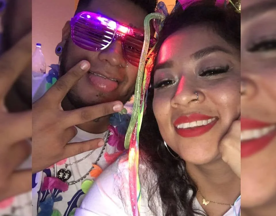 Offline XXX chat Yus_and_Isma