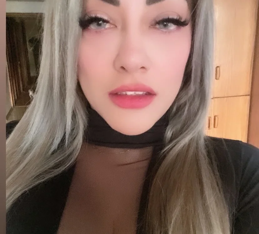 Rubi_erotik's Offline Chat Room