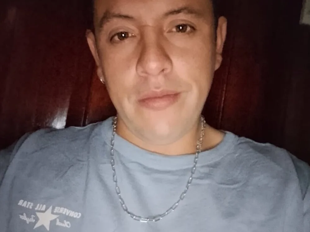 Offline XXX chat modela VEN_Y_HABLEMOS