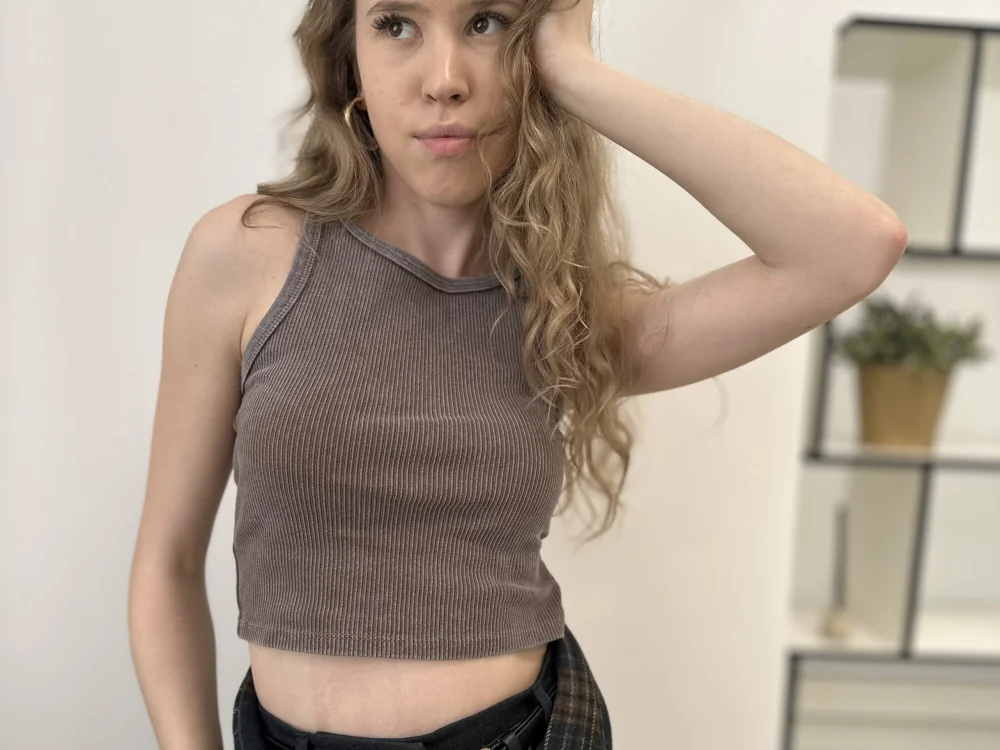 YaoneFergia offline chatrum