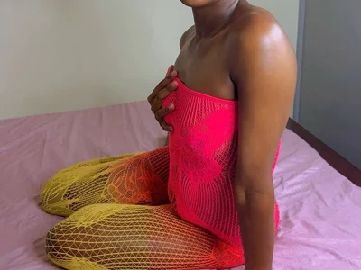 PrettySlimdiva - Girl 