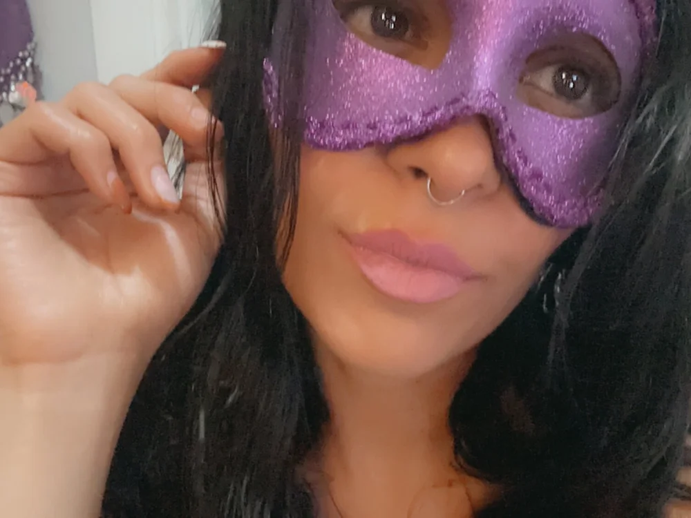 LoveJewels818's Offline XXX Chat