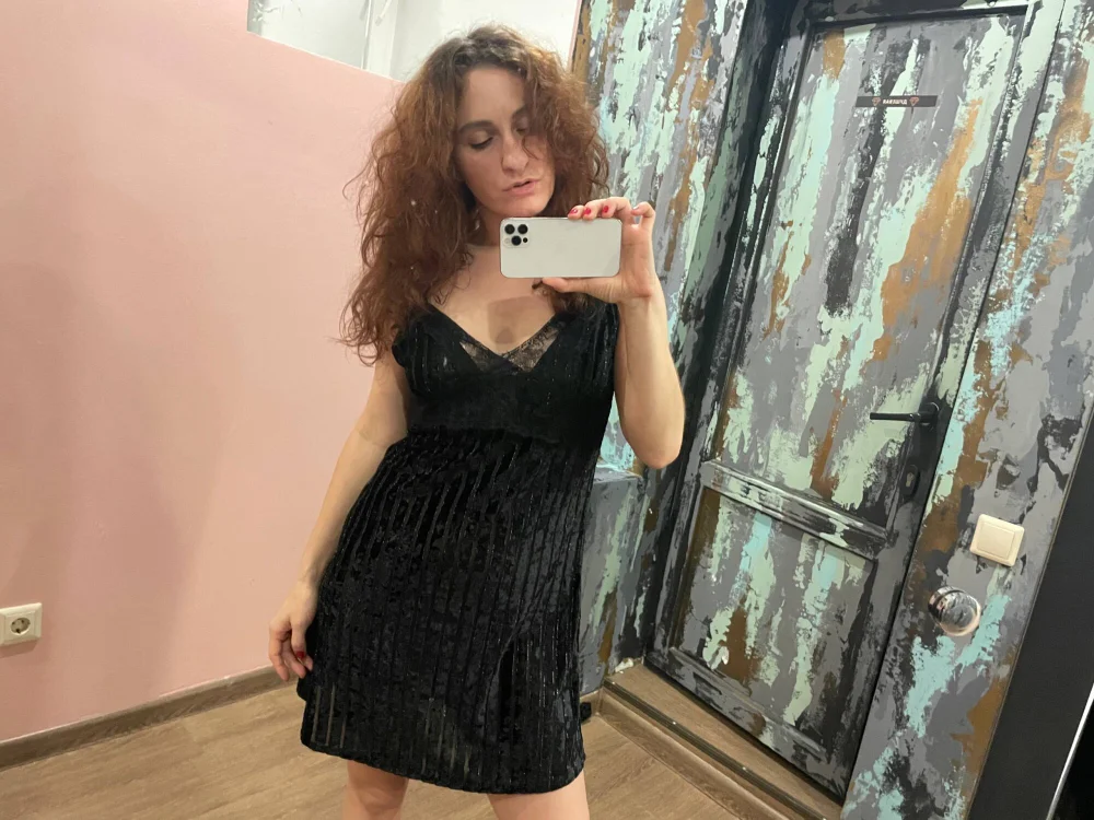 SandraBev's Offline Chat Room