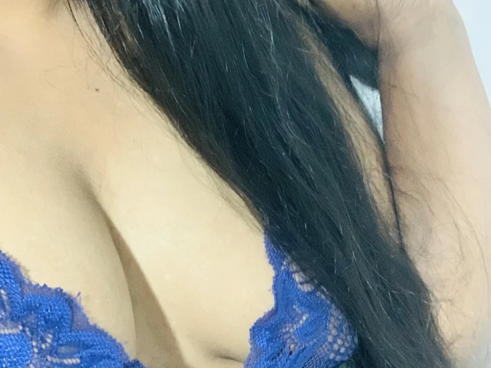 fiona_gomez's most recent online preview