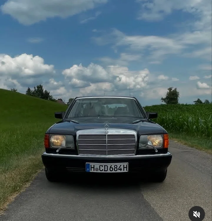 moroooooooo12's Offline XXX Chat