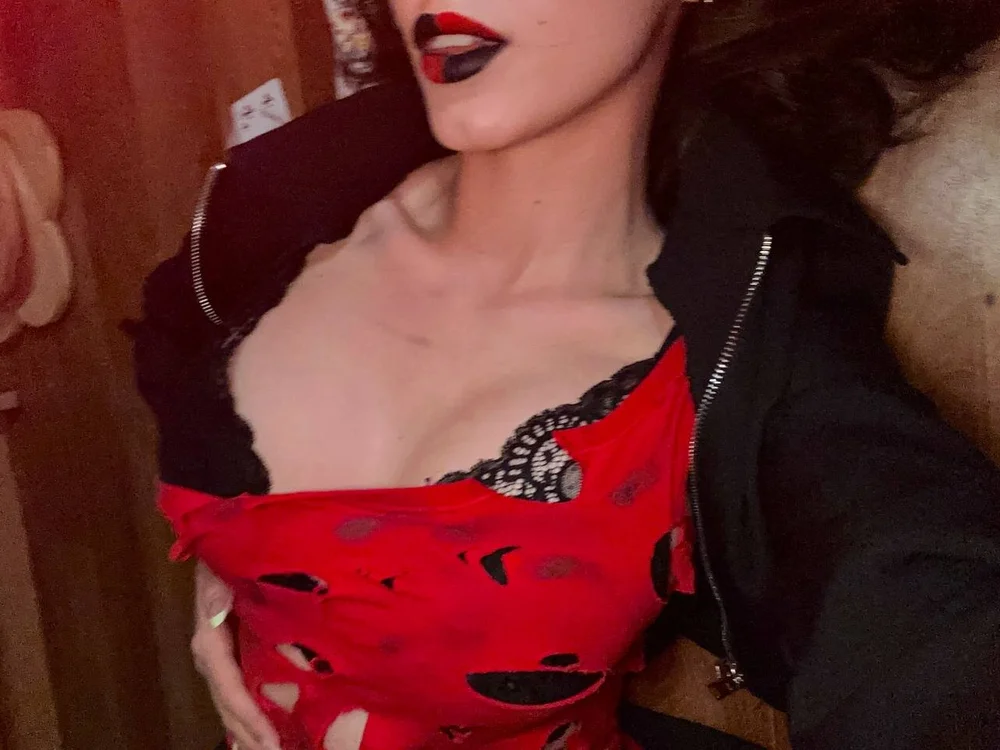 EdelineMaher 오프라인 XXX 채팅