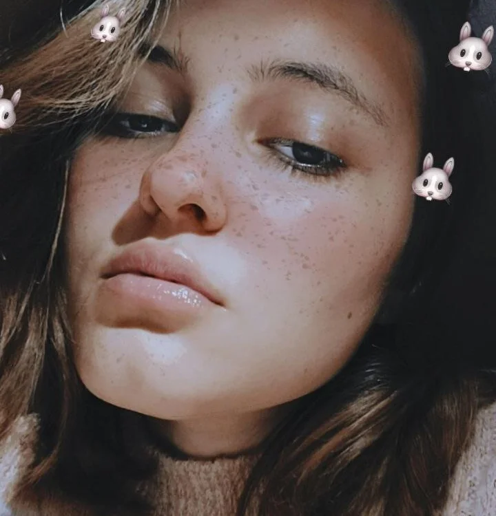 DakotaScottAs' Offline Chat Room