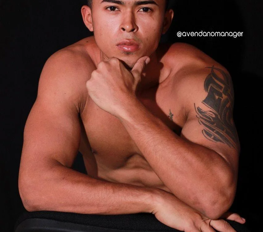 Rouer_9's Offline XXX Chat