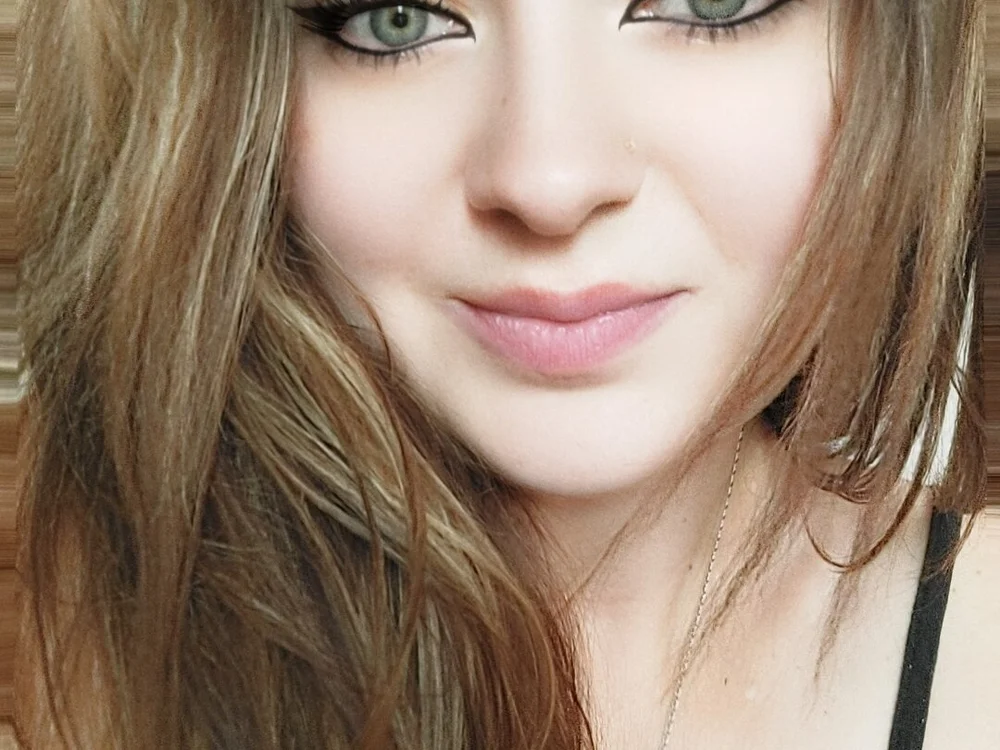 Lilly_Josepha's Offline Chat Room