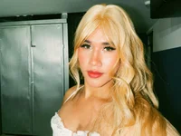 Sensual_shannell élő XXX-chatje