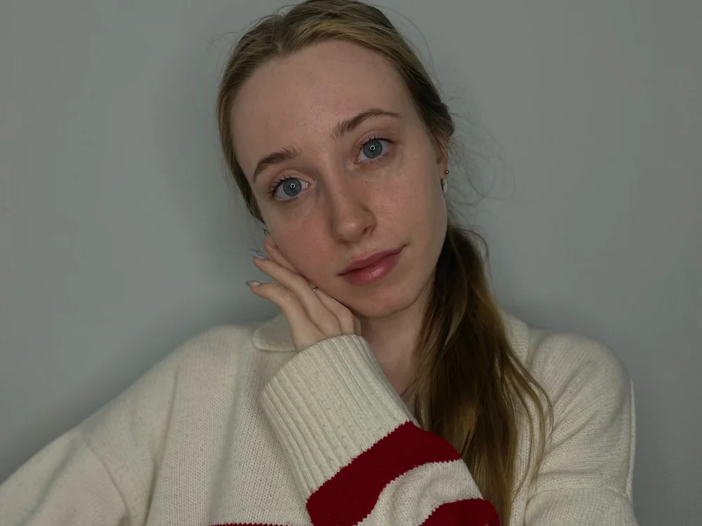MaydaFrake's Offline Chat Room