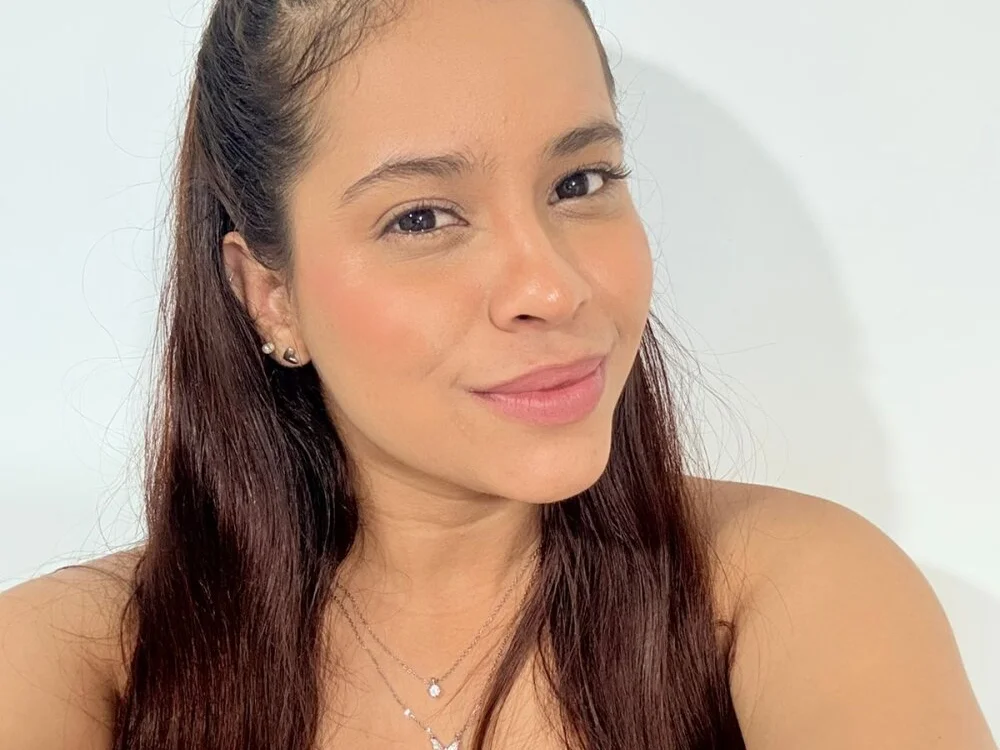 PiaGelvez offline XXX-chat