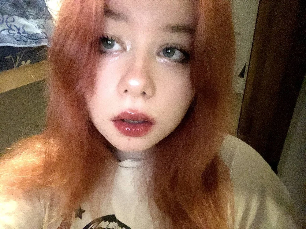 Baby_Veexy offline chatrum