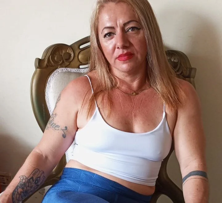 دردشة kattysex74 الجنسية دون اتصال