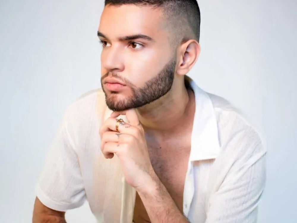 Alexo_klenner's Offline XXX Chat