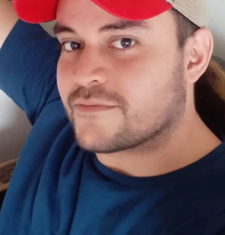Franks_Jhons' Offline Chat Room