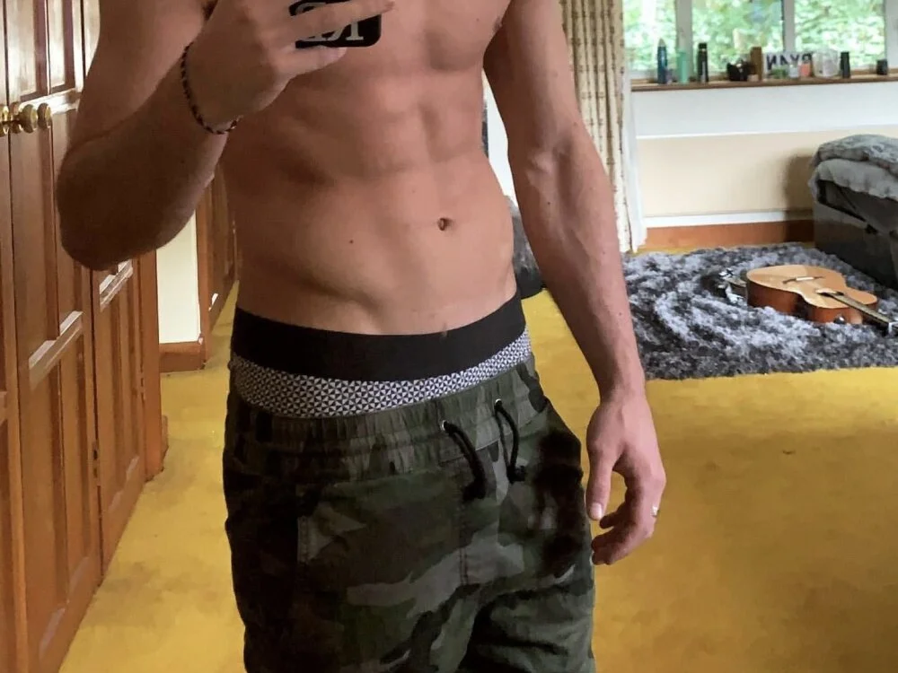 man8382 offline XXX-chat