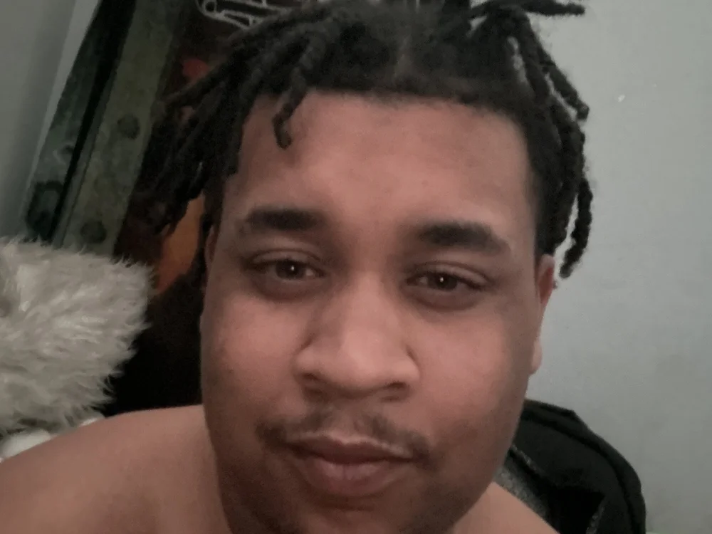 darriust45 অফলাইন XXX চ্যাট