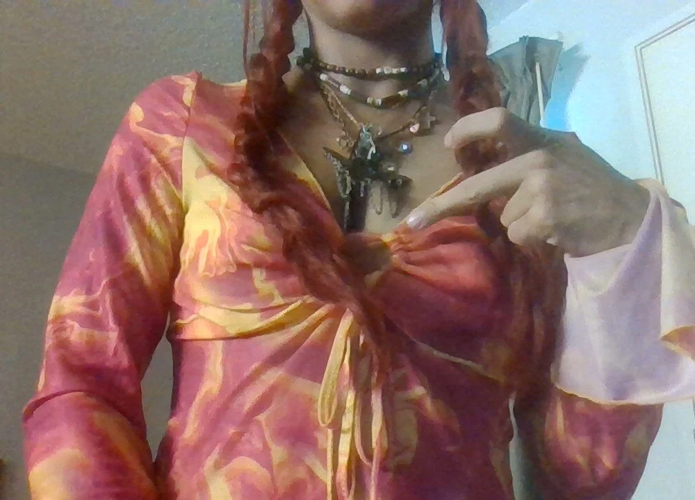 Chat +18 off-line de mixedgirl2110_x