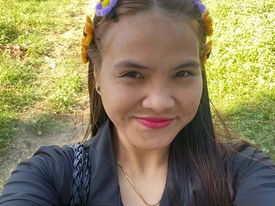 Urlucky_charm - Girl 