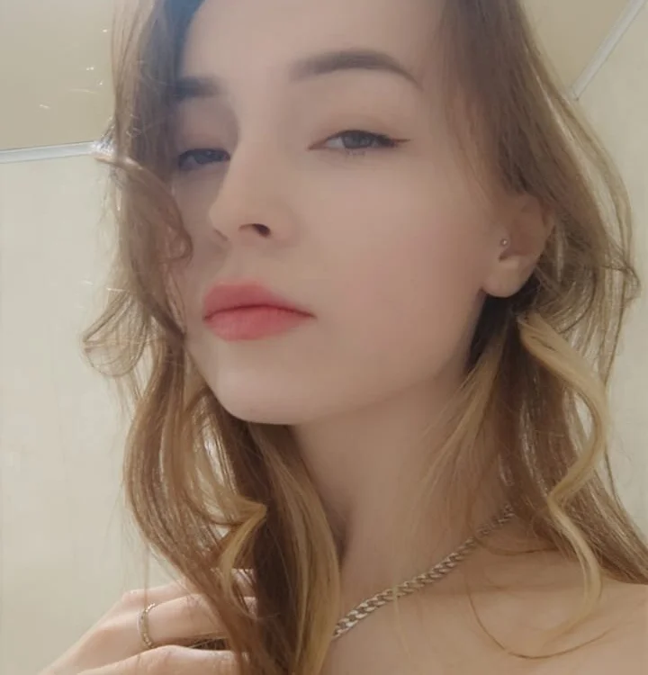 lora_lokes' Offline Chat Room