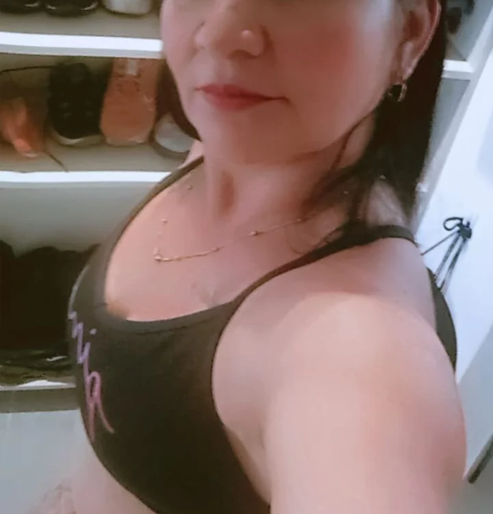 yesel_naughty's Offline XXX Chat