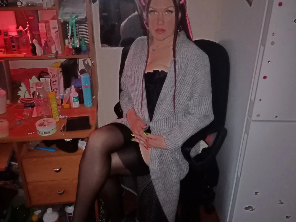 Mysterious_ruby's Offline XXX Chat