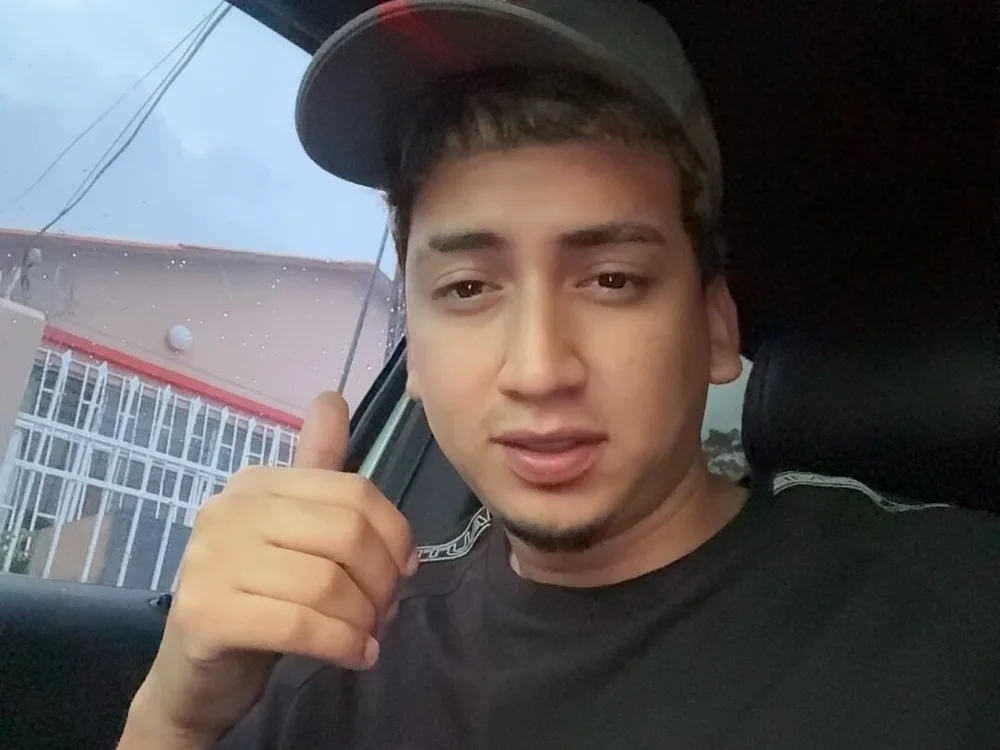 แชท XXX ออฟไลน์ของ Fabian2710