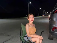 sweetfuckerbaby18 现场XXX聊天