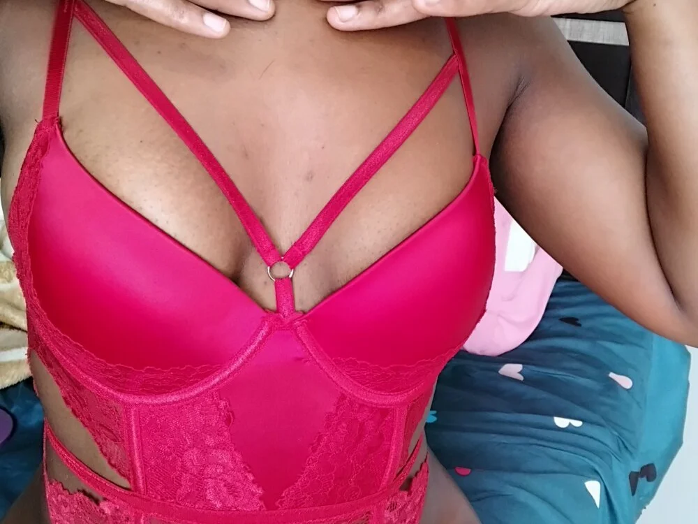 AnaAnastacia2 离线XXX聊天