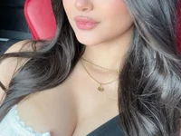 hotgirlsexyy's Offline Chat Room