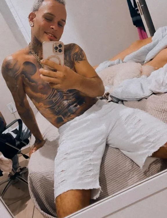 rogerpica Offline XXX Chat