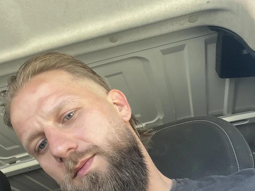 polishsusage1313's Offline Chat Room