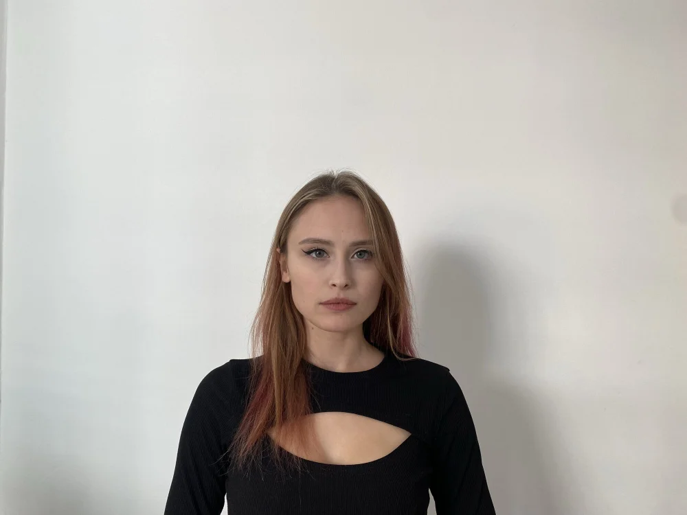 EsmeBossom offline chatrum