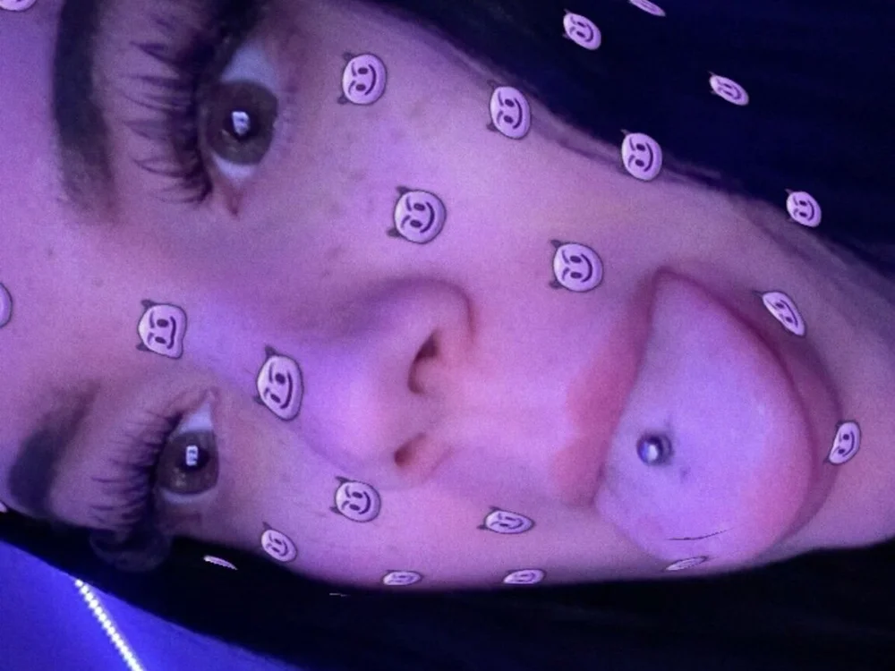 MissDeluxeBaby Offline XXX-Chat