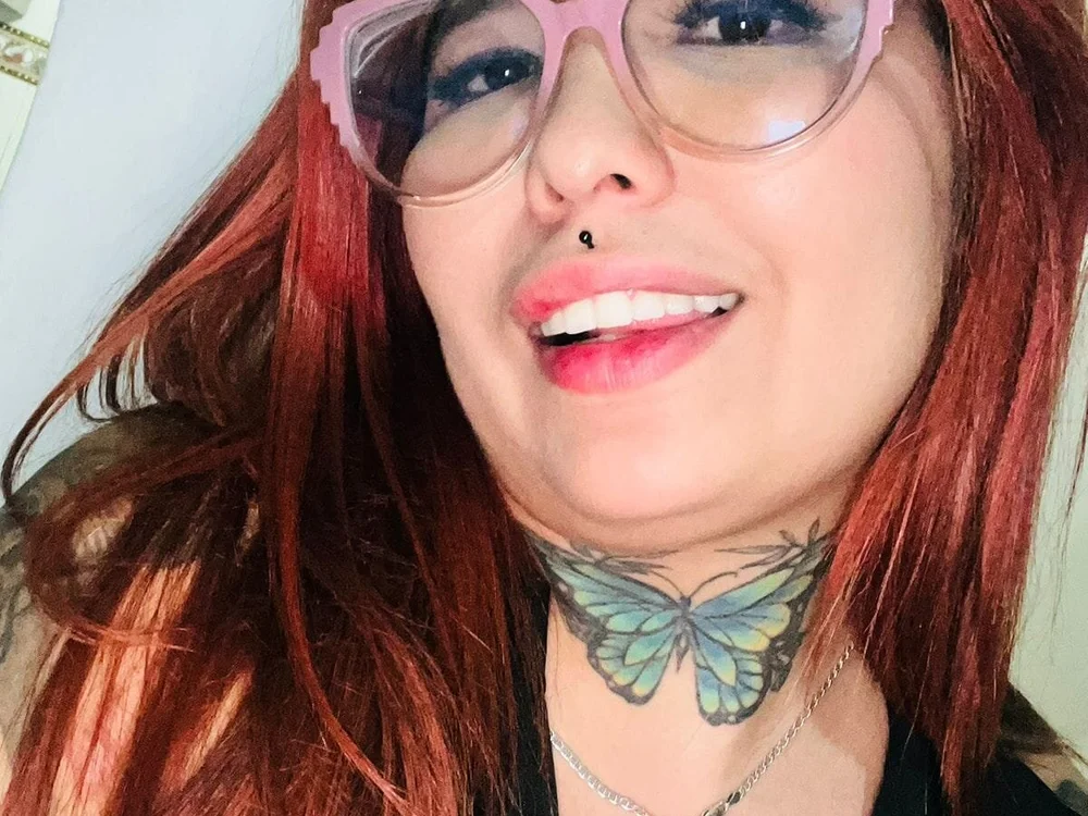 Offline chatovací místnost melissa_bloooom