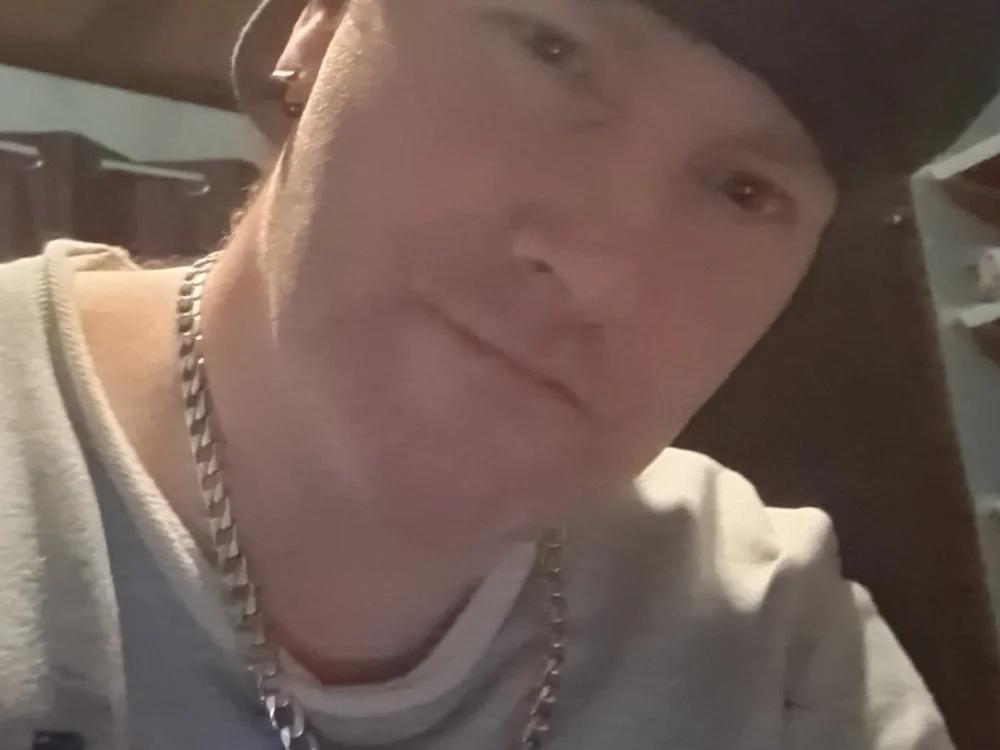Offline chatovací místnost Hetfieldboy