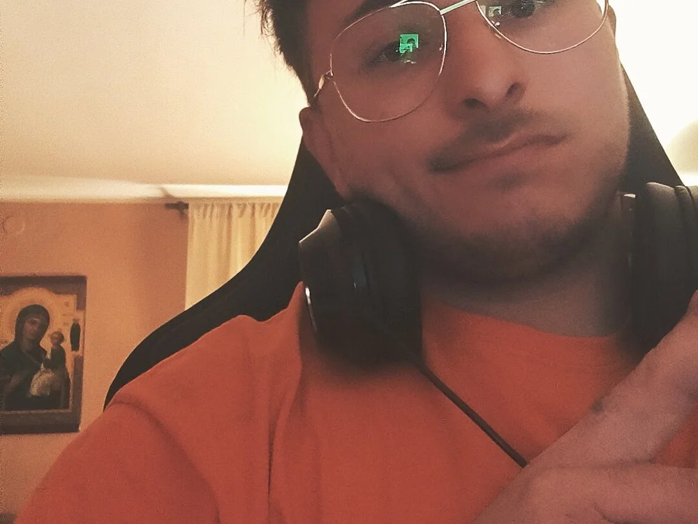 andreir's Offline Chat Room