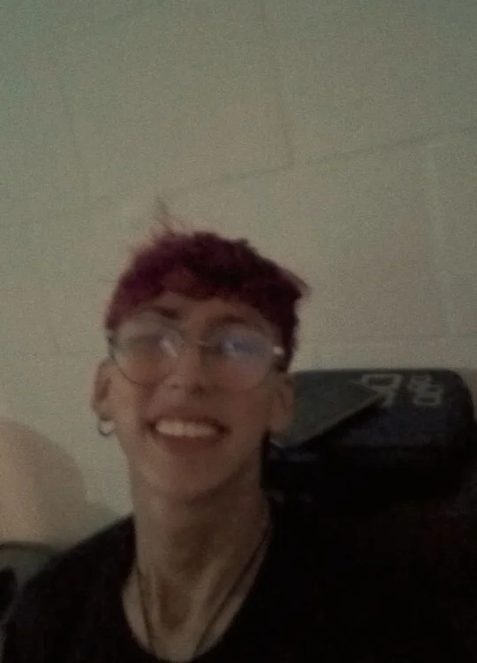 Distor343's Offline Chat Room