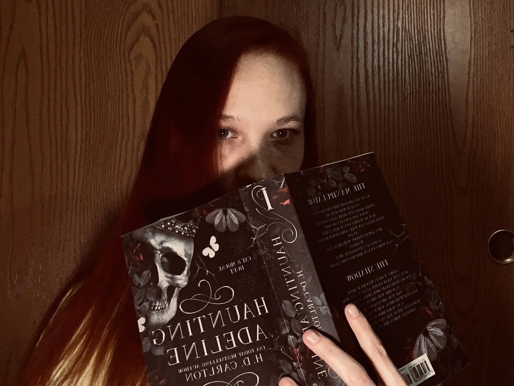 darkbookbabe420's Offline XXX Chat