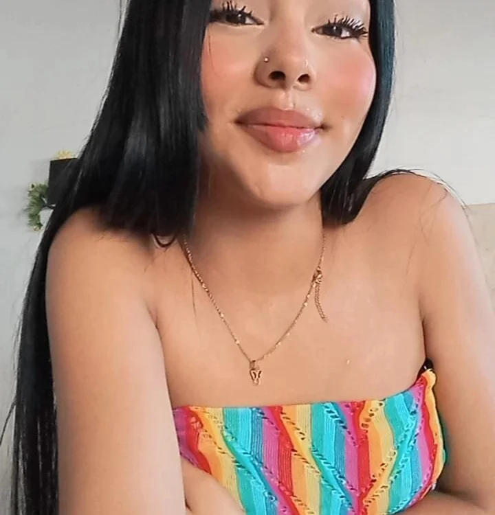 beautiful_dolls' Offline XXX Chat