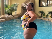 Sweet-Bella17's webcam live show