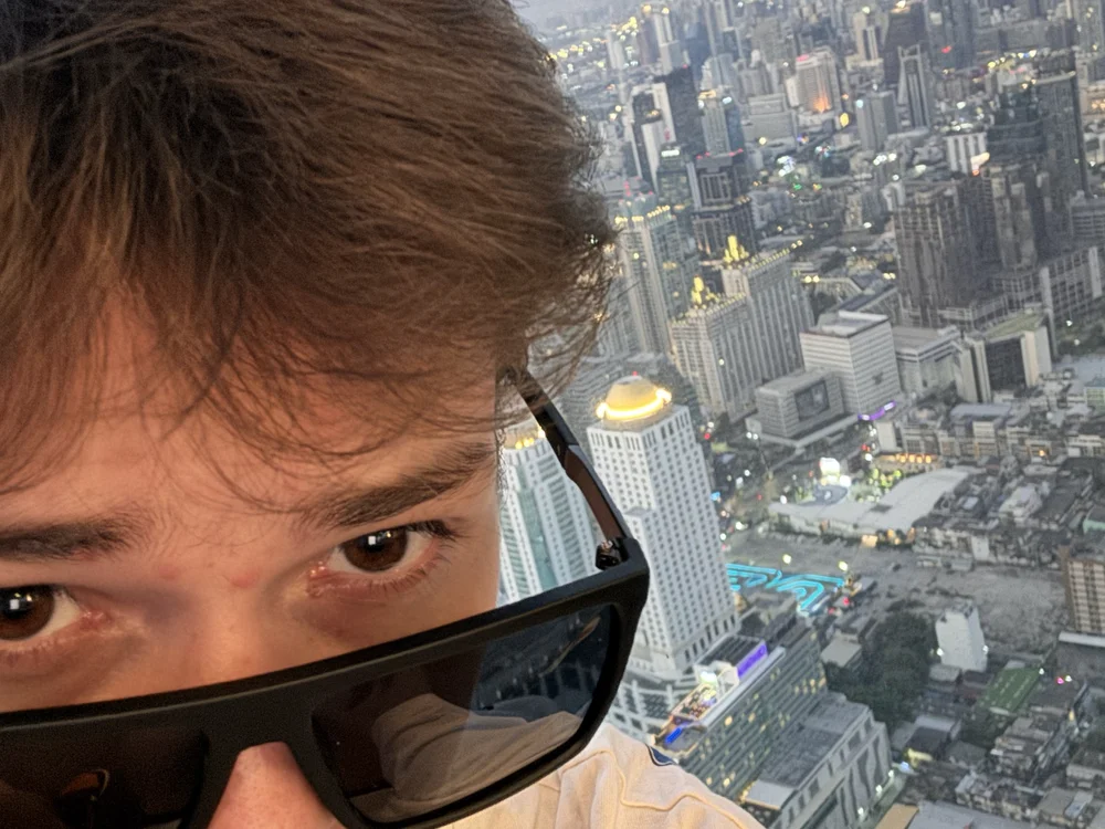 Offline chatovací místnost Felix_Morison