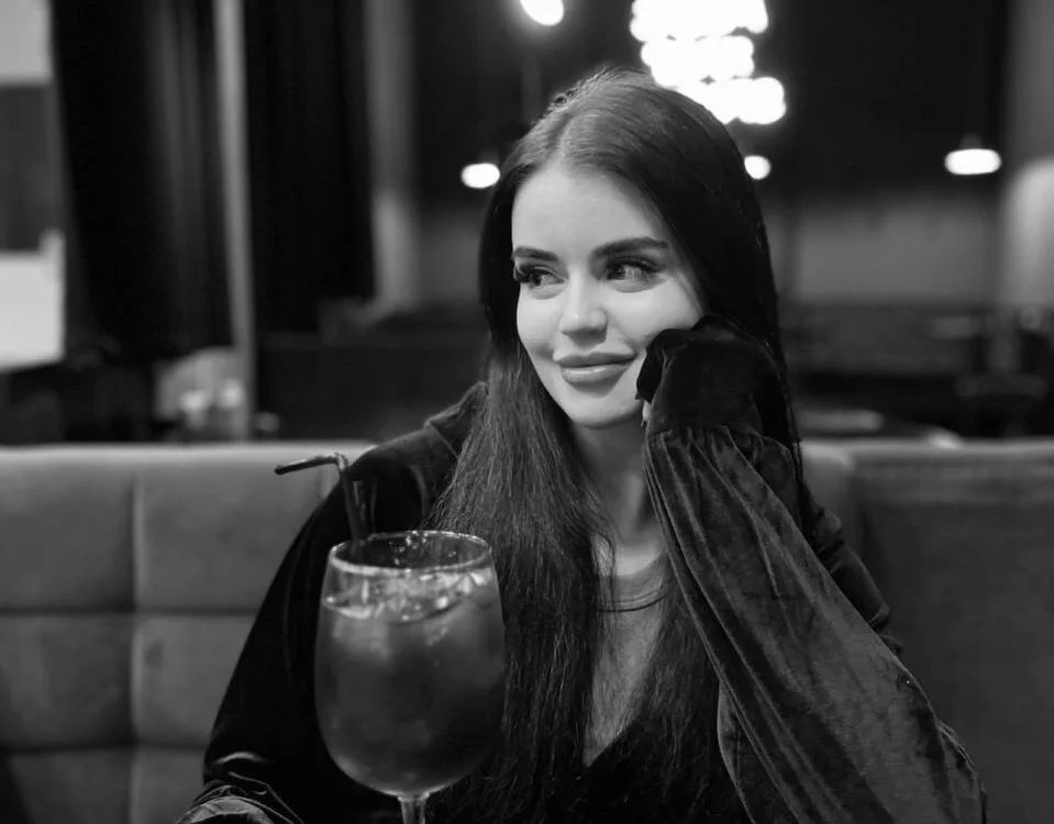 lloveEmma's Offline Chat Room