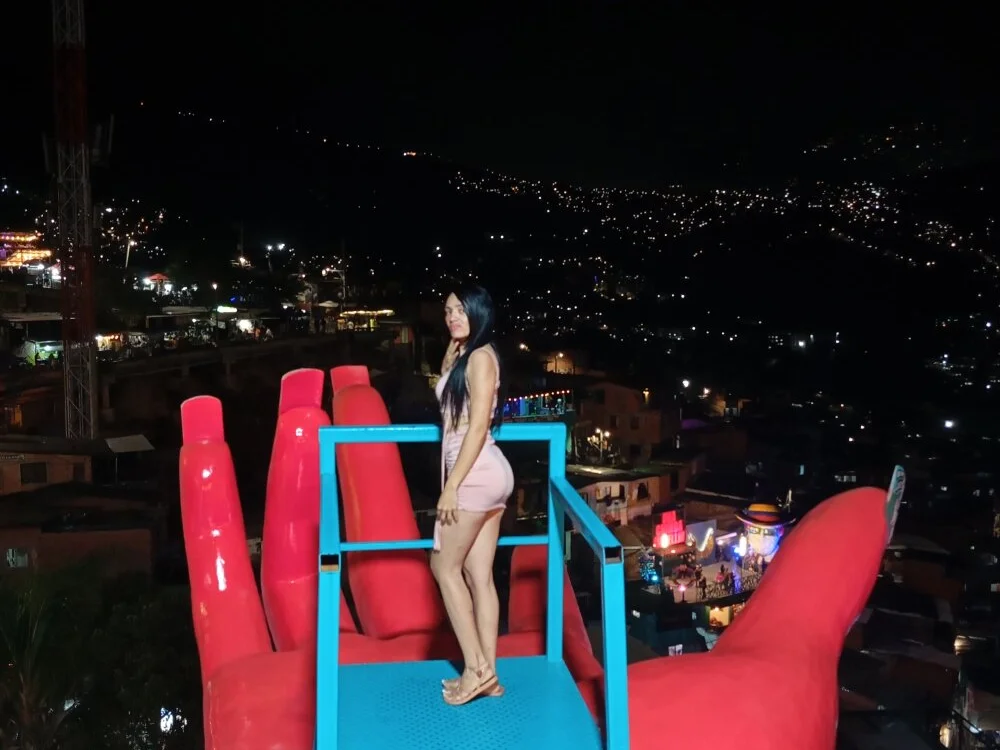 Natysha__ 離線 XXX 聊天