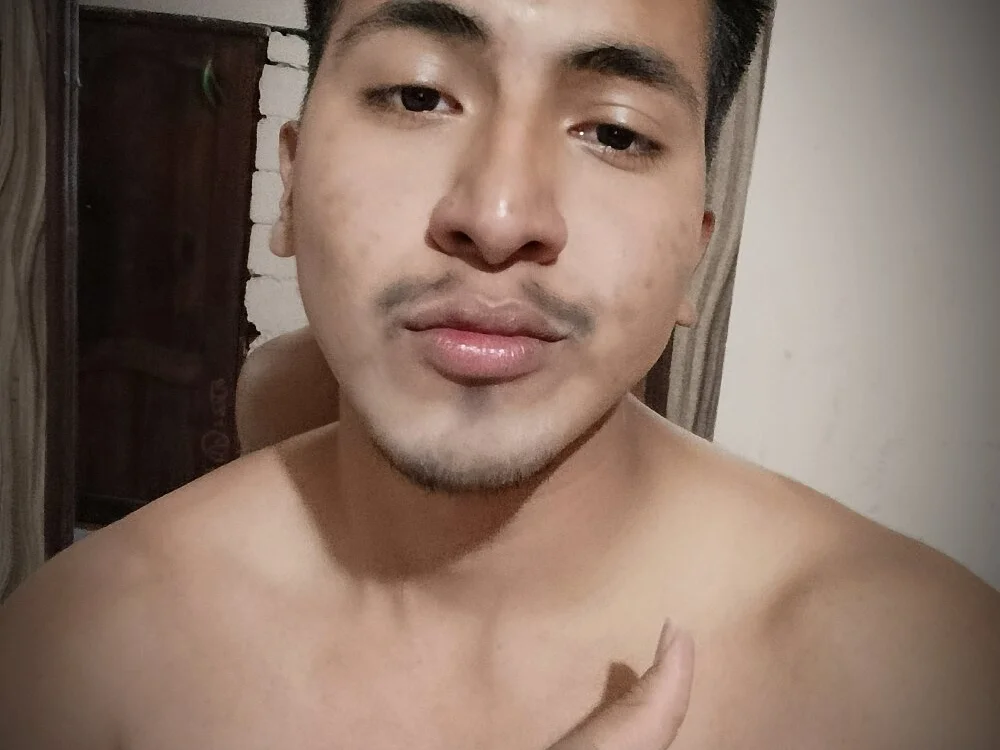 Anderson_121 offline XXX-chatje